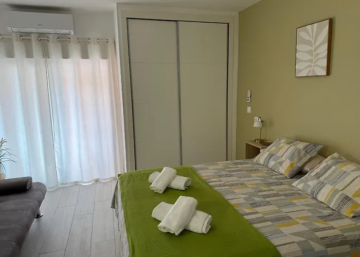 Impecable Estudio Con Parque Acuatico * בנאלמדנה