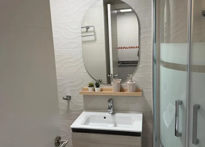 דירה Impecable Estudio Con Parque Acuatico בנאלמדנה